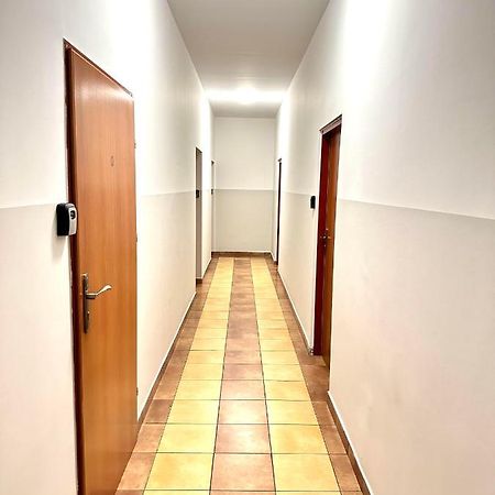 Orzelek Albergue Gniezno Exterior foto